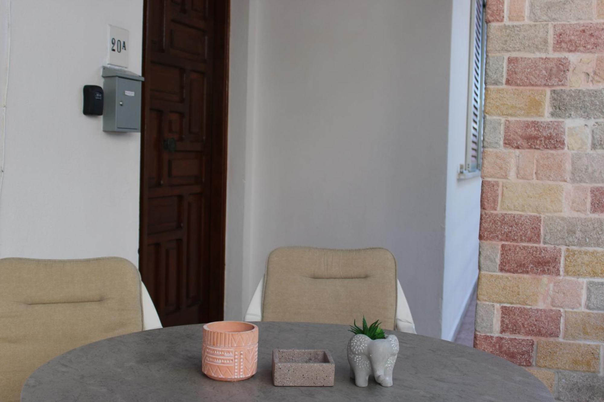Villager'S Art Apartment 帕拉代西翁 外观 照片